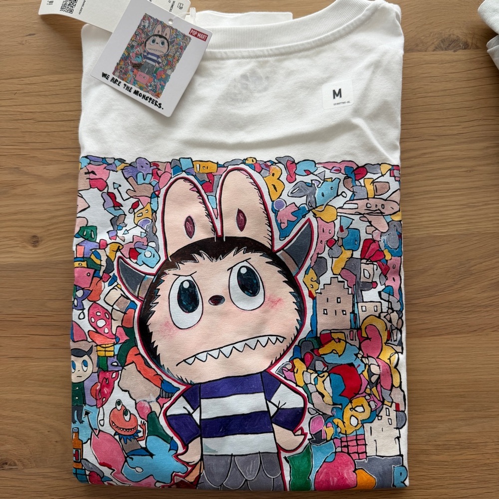 POP MART x Uniqlo Labubu - UT Graphic T-Shirt North America Exclusive M